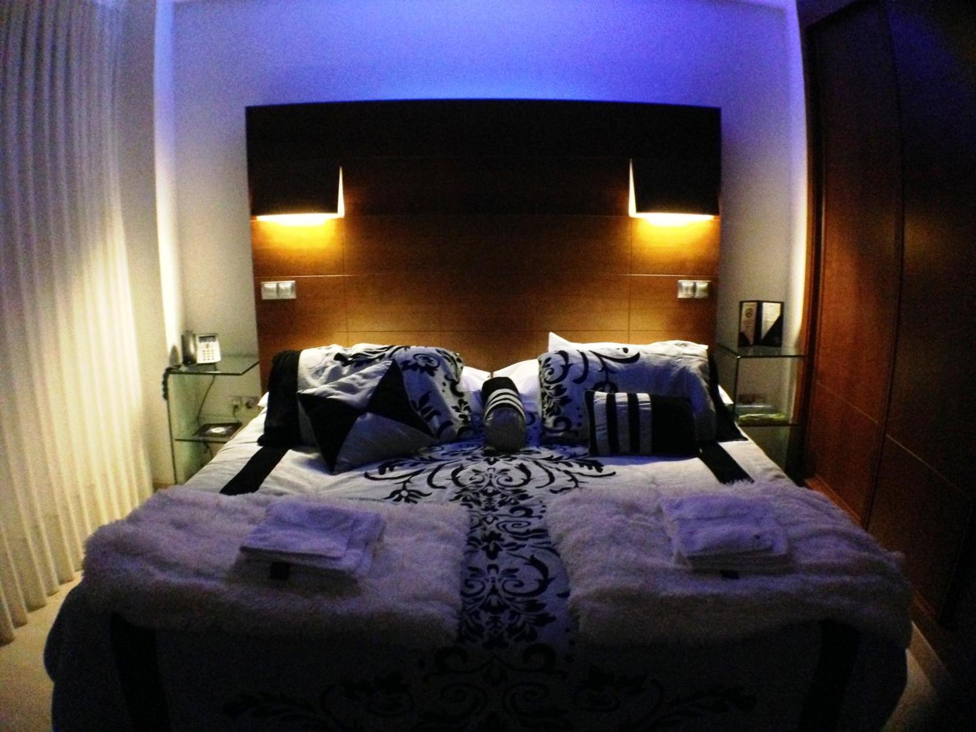 Nap Oviedo Hotel Szoba fotó