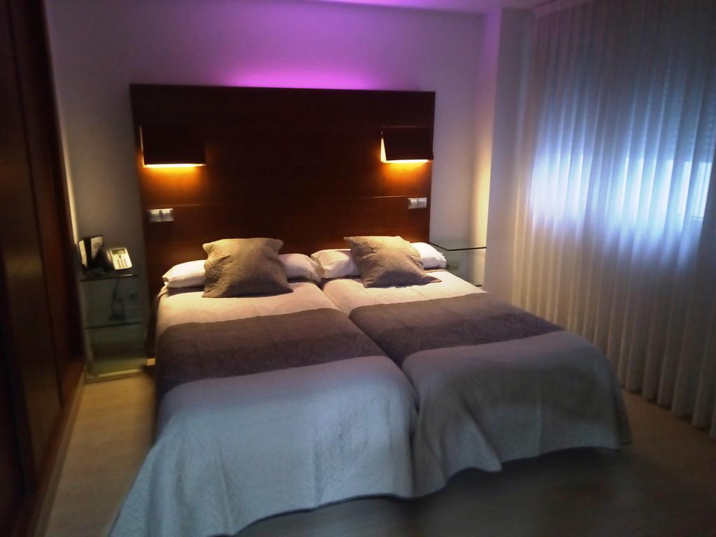 Nap Oviedo Hotel Kültér fotó